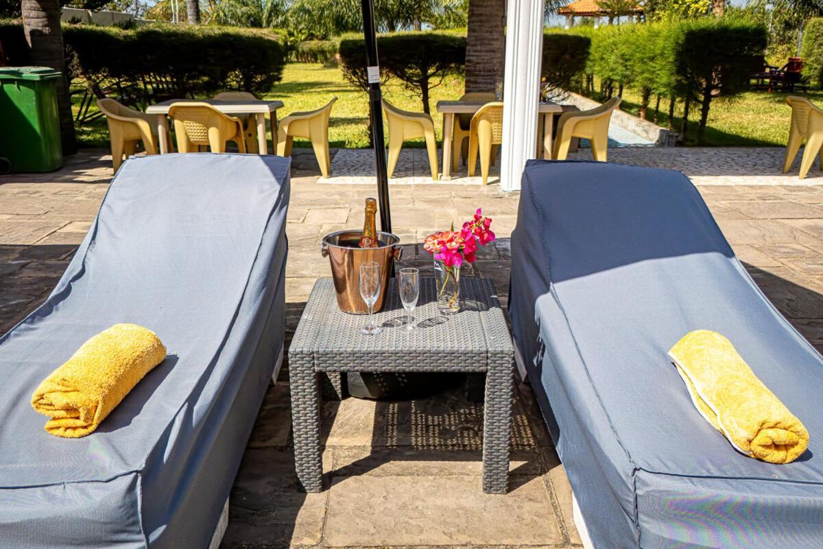 Ocean Villa Heights Brufut Екстериор снимка