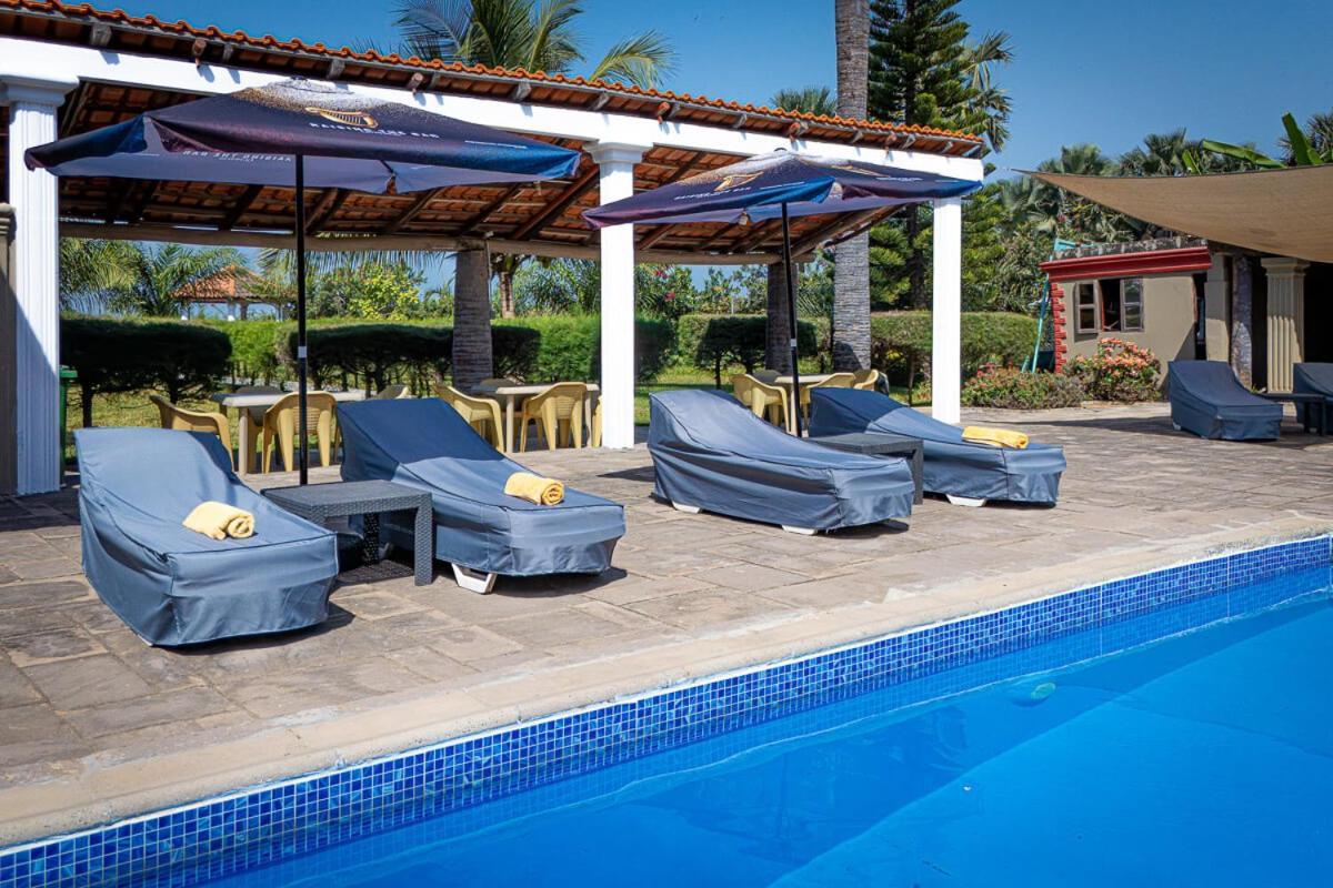 Ocean Villa Heights Brufut Екстериор снимка